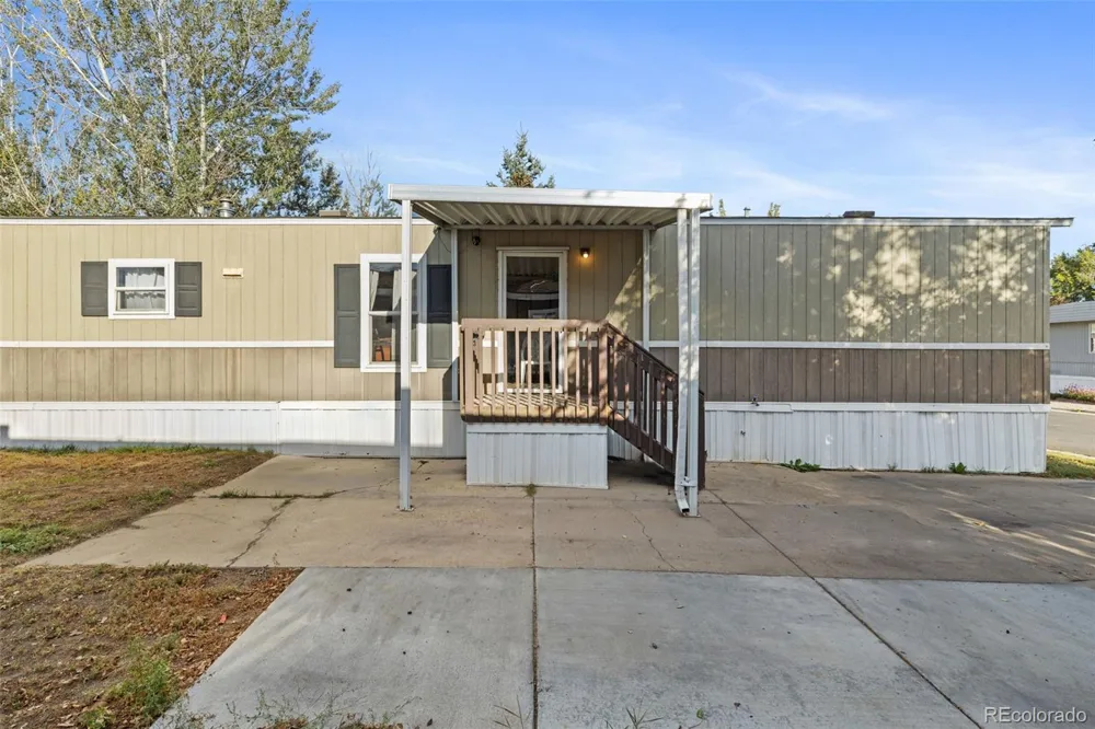 2885 E Midway Avenue Denver, CO 80234