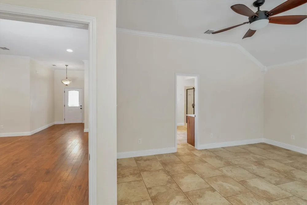 2005 Lindentree Drive Weatherford, TX 76086