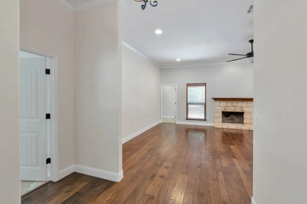 2005 Lindentree Drive Weatherford, TX 76086
