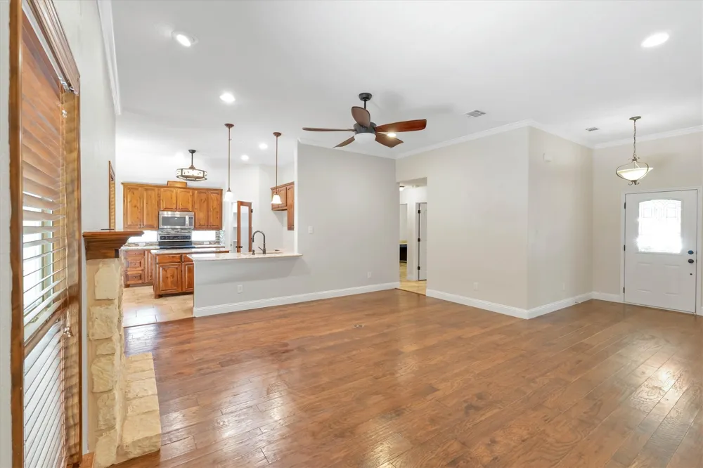 2005 Lindentree Drive Weatherford, TX 76086