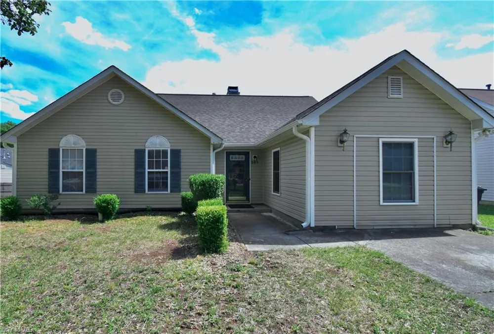 205 Lasalle Way Greensboro, NC 27406