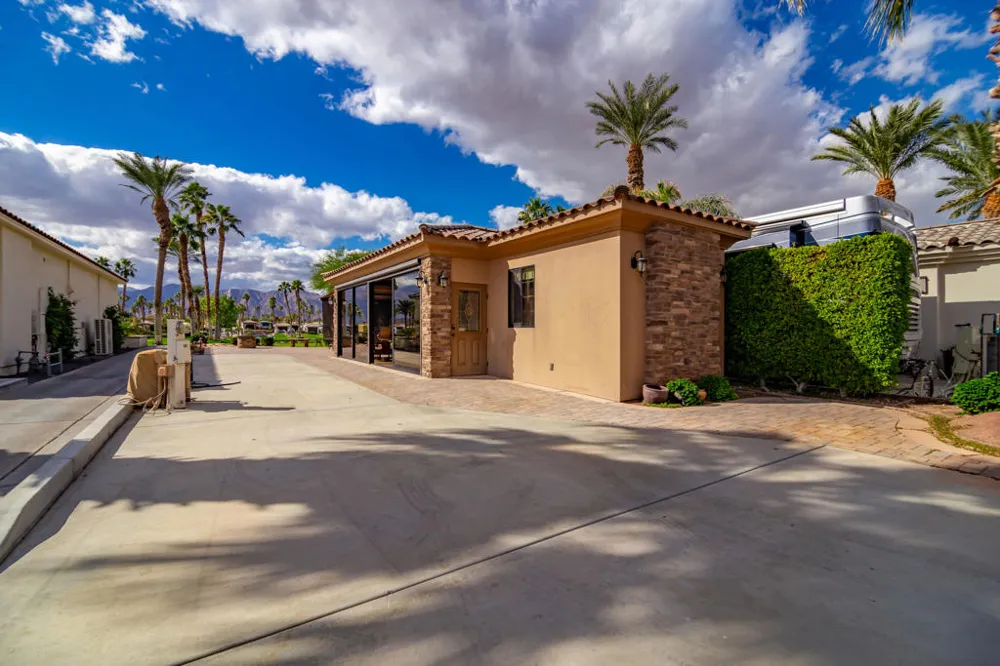 80501 Avenue 48 #141 Indio, CA 92201