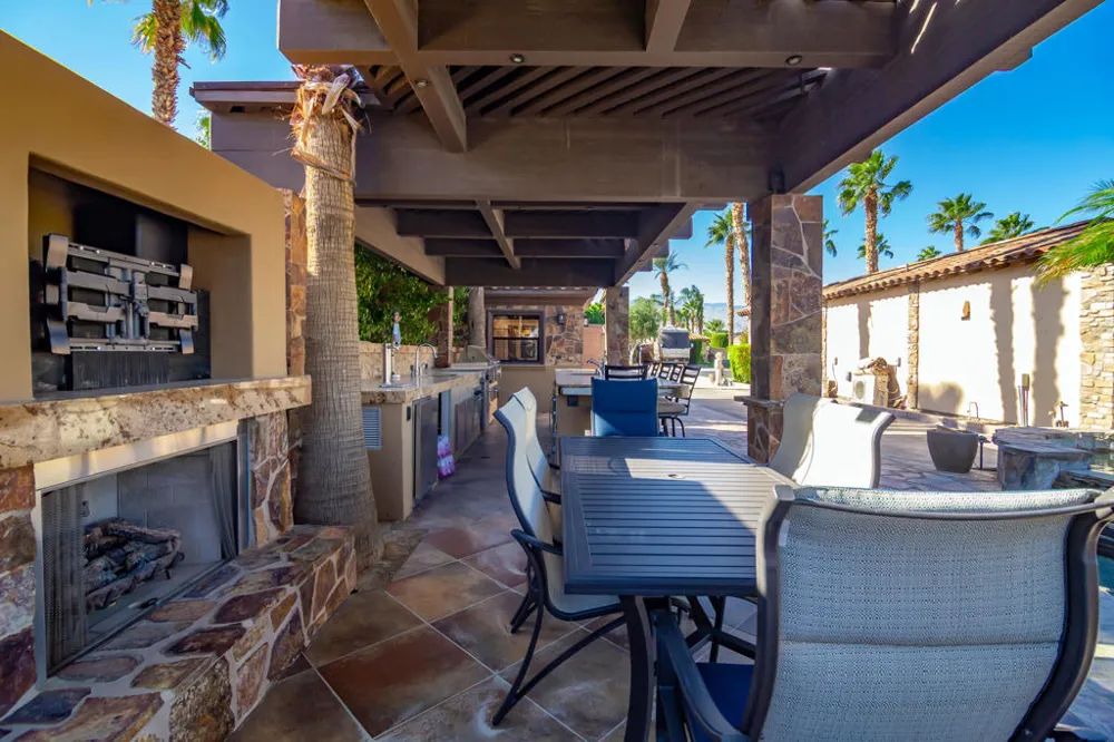 80501 Avenue 48 #230 Indio, CA 92201