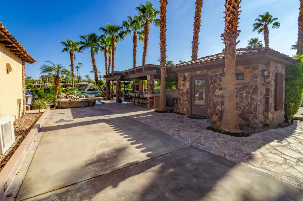 80501 Avenue 48 #230 Indio, CA 92201