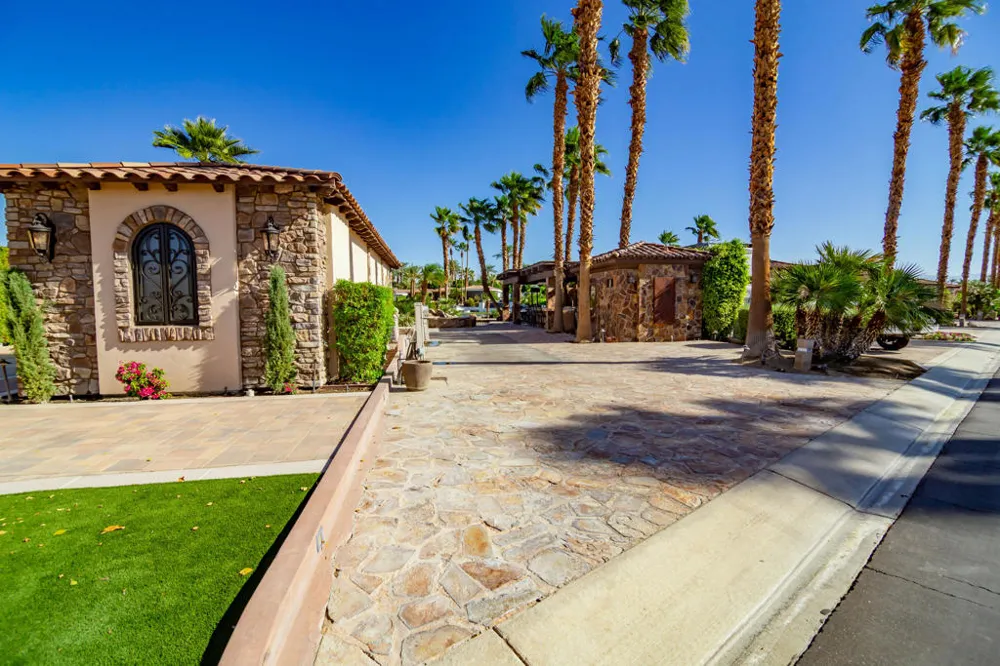 80501 Avenue 48 #230 Indio, CA 92201
