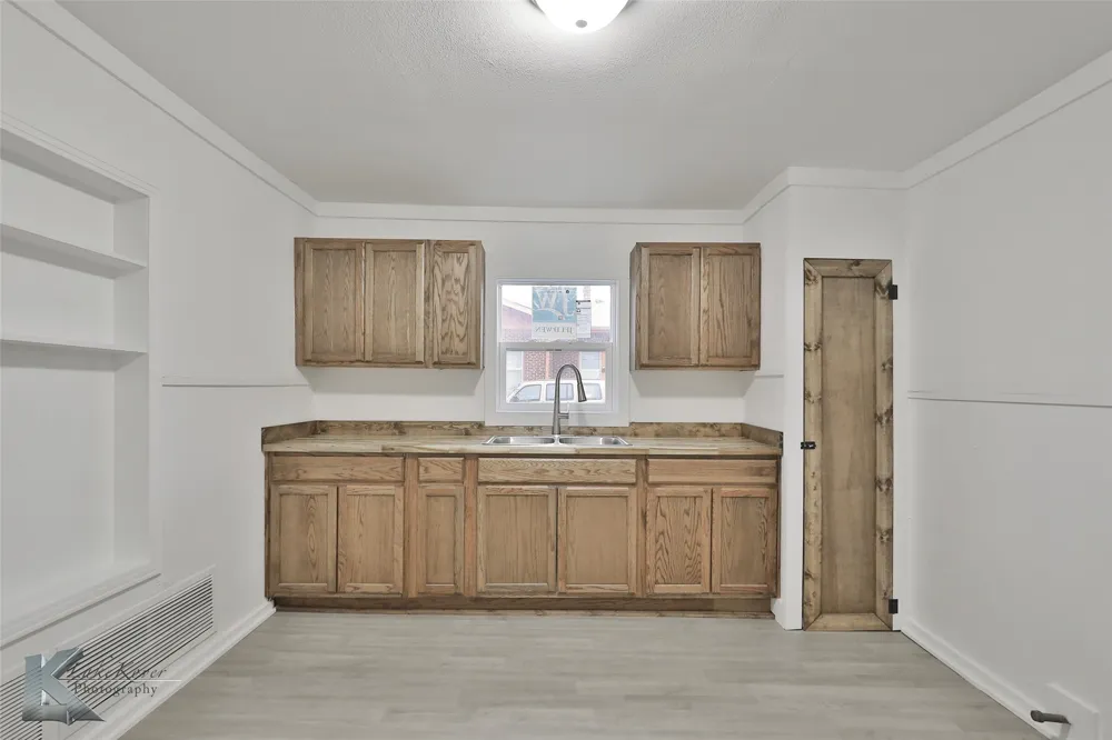 2225 Russell Avenue Abilene, TX 79605