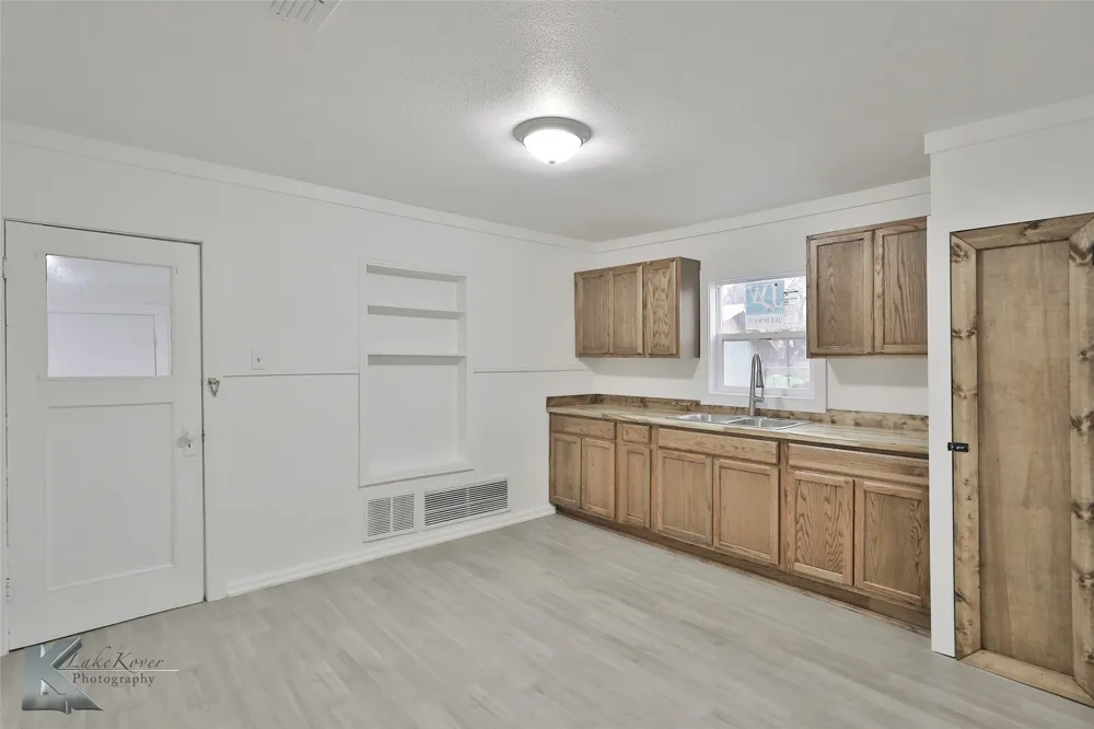 2225 Russell Avenue Abilene, TX 79605