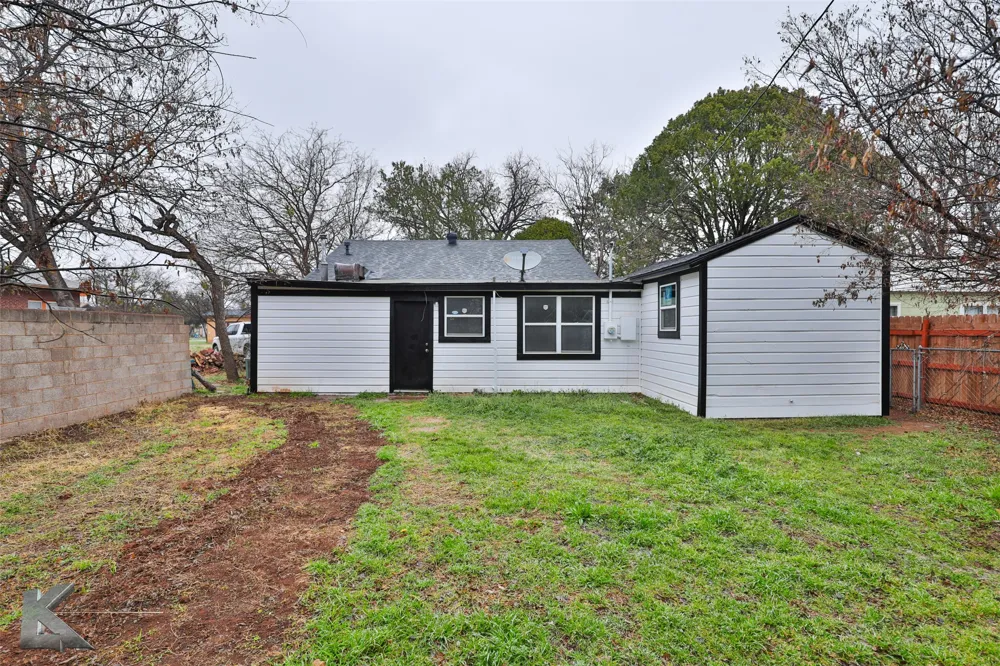 2225 Russell Avenue Abilene, TX 79605