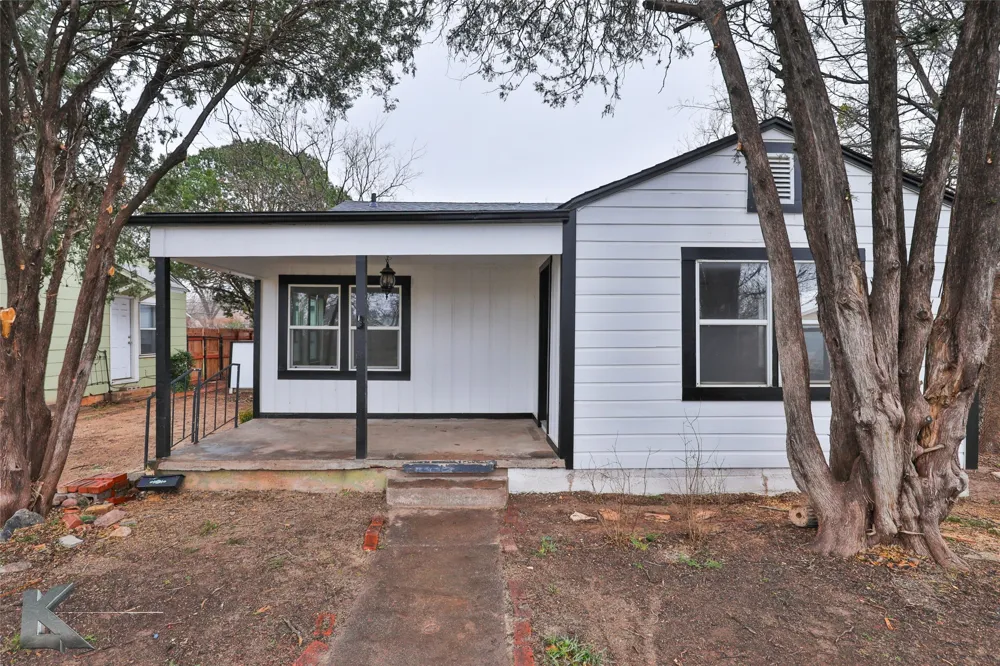 2225 Russell Avenue Abilene, TX 79605