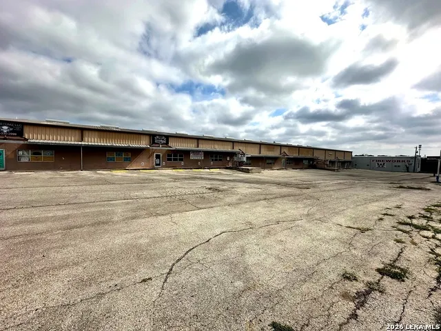 6725 WALZEM RD San Antonio, TX 78239