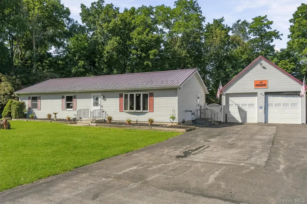158 Robinson Lane Wappingers Falls, NY 12590