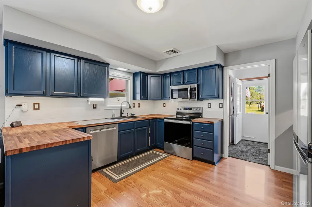 158 Robinson Lane Wappingers Falls, NY 12590
