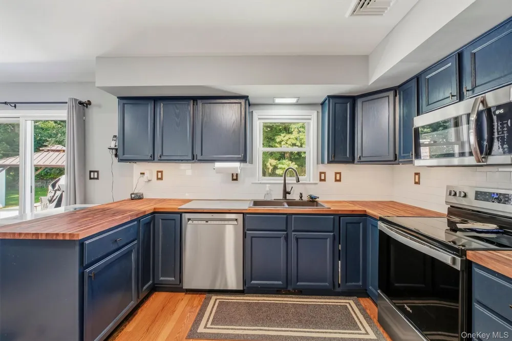158 Robinson Lane Wappingers Falls, NY 12590
