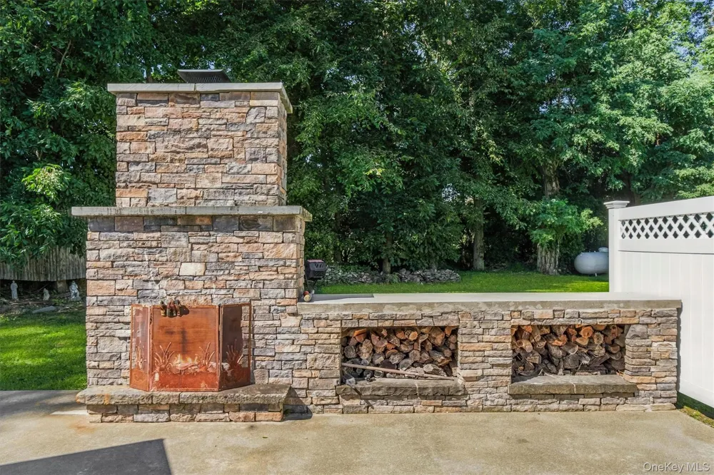 158 Robinson Lane Wappingers Falls, NY 12590