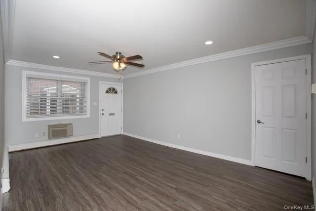 53 S Clinton Avenue #N2 Bay Shore, NY 11706