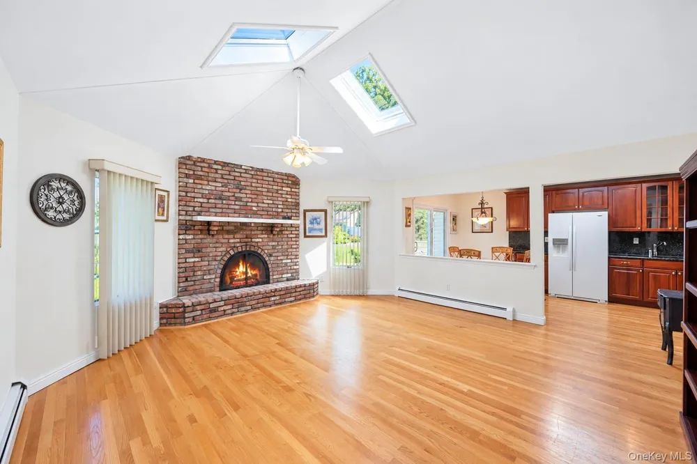 3 Barnsley Crescent Mount Sinai, NY 11766