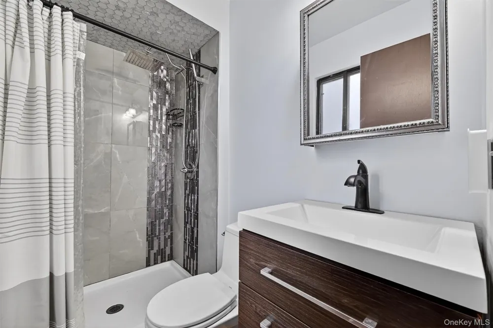 22 Cambridge Circle Monroe, NY 10950
