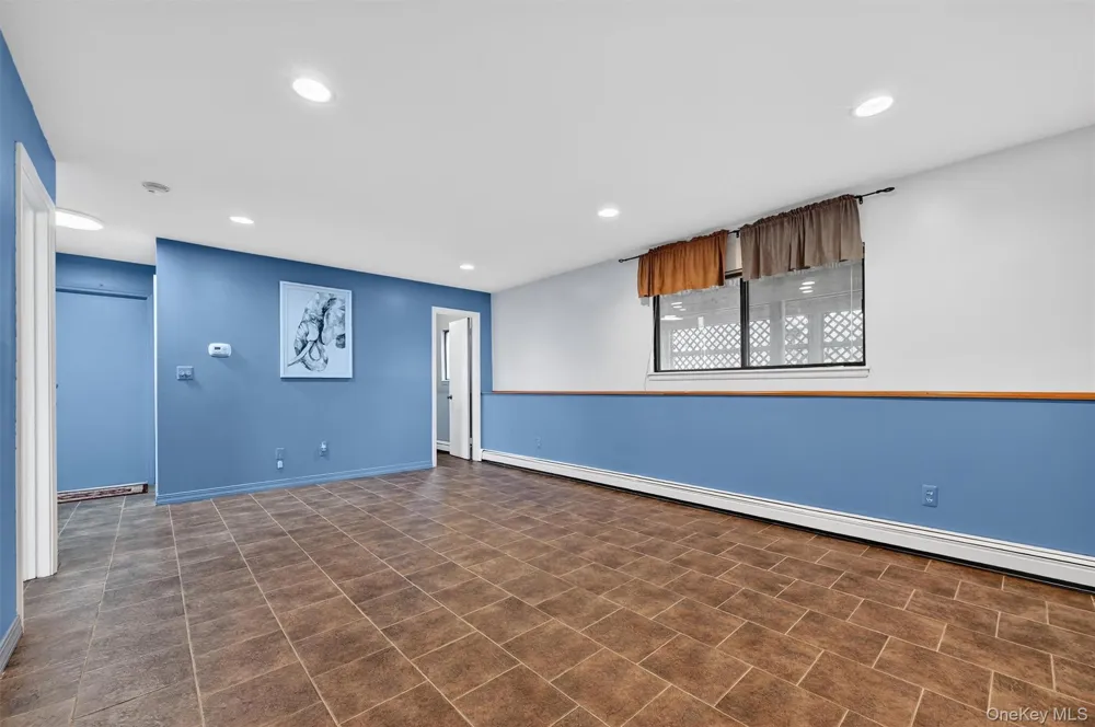 22 Cambridge Circle Monroe, NY 10950