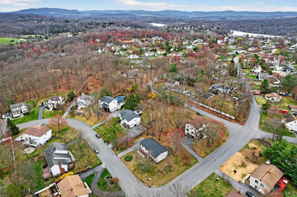 22 Cambridge Circle Monroe, NY 10950