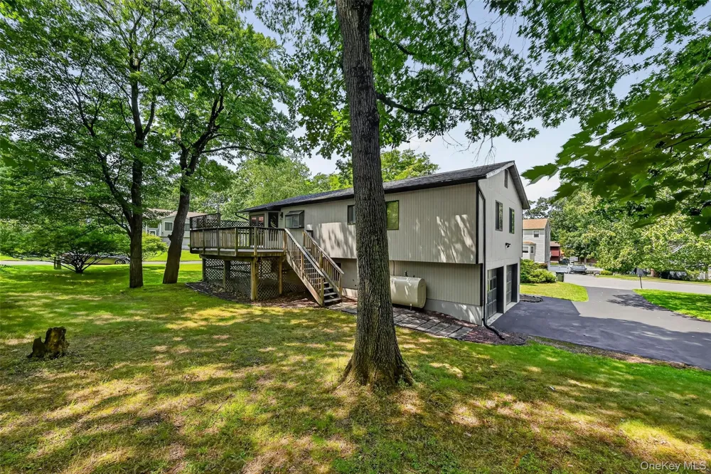 22 Cambridge Circle Monroe, NY 10950