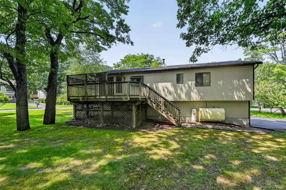 22 Cambridge Circle Monroe, NY 10950