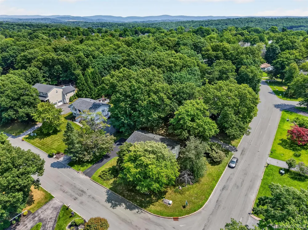 22 Cambridge Circle Monroe, NY 10950
