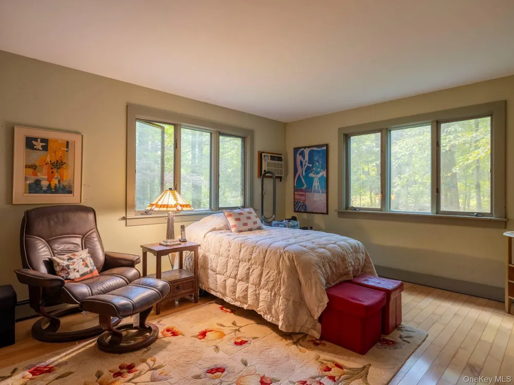 9 Watch Hill Road New Paltz, NY 12561