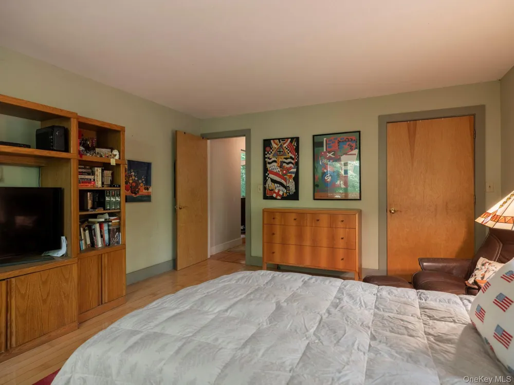 9 Watch Hill Road New Paltz, NY 12561