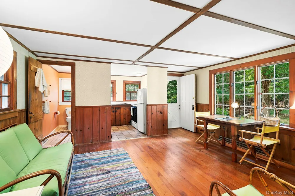 5730 Nassau Point Road Cutchogue, NY 11935