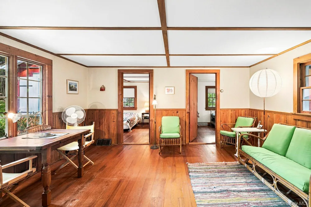 5730 Nassau Point Road Cutchogue, NY 11935