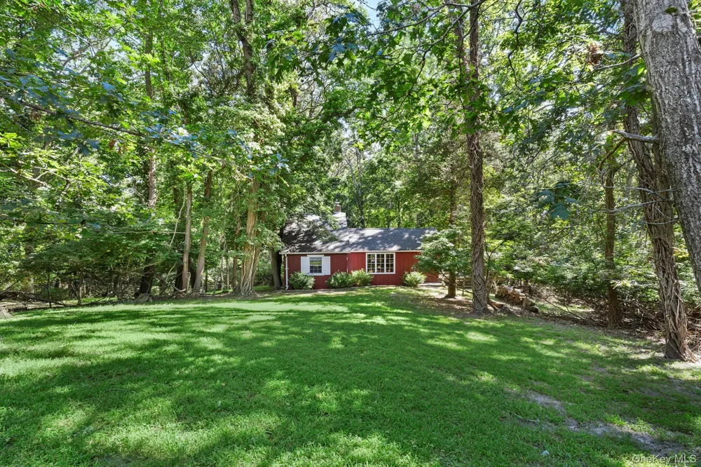 5730 Nassau Point Road Cutchogue, NY 11935