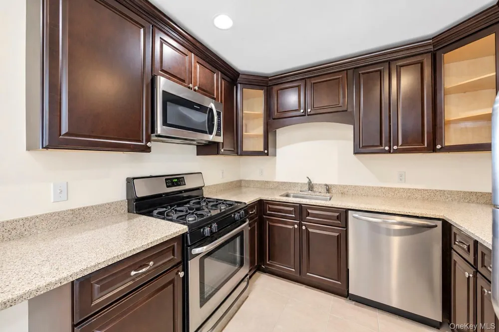 106 Weatherby Lane Central Islip, NY 11722