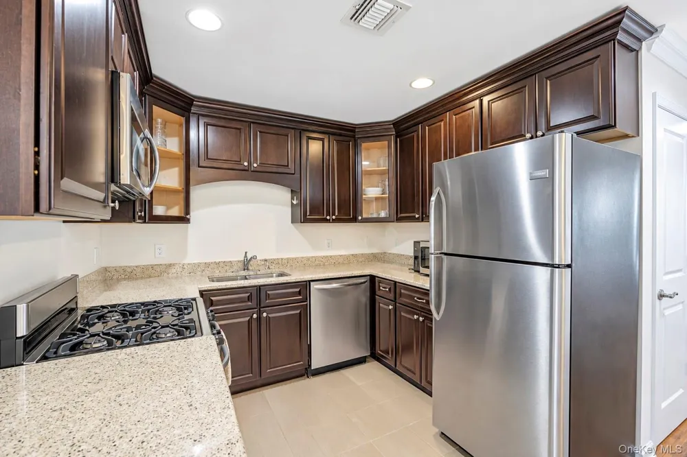 106 Weatherby Lane Central Islip, NY 11722