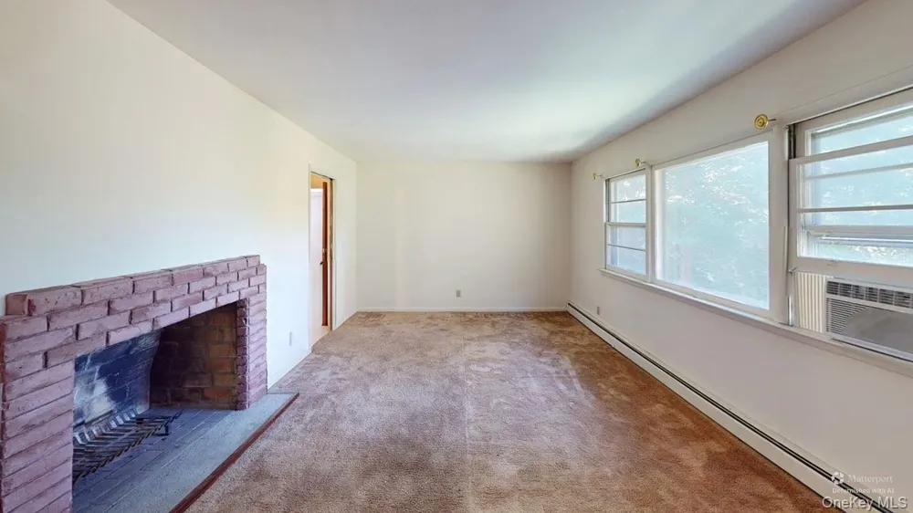 661 Warren Avenue Thornwood, NY 10594