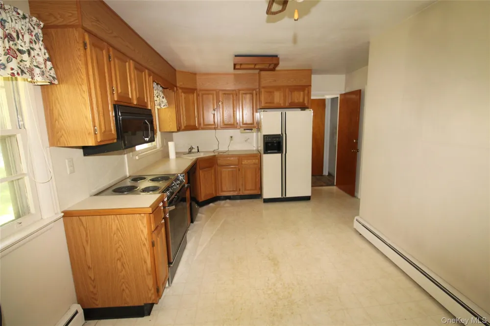 661 Warren Avenue Thornwood, NY 10594