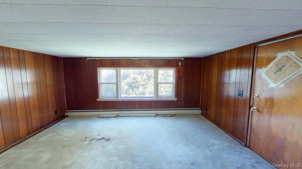 661 Warren Avenue Thornwood, NY 10594