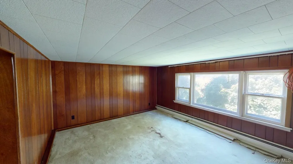 661 Warren Avenue Thornwood, NY 10594