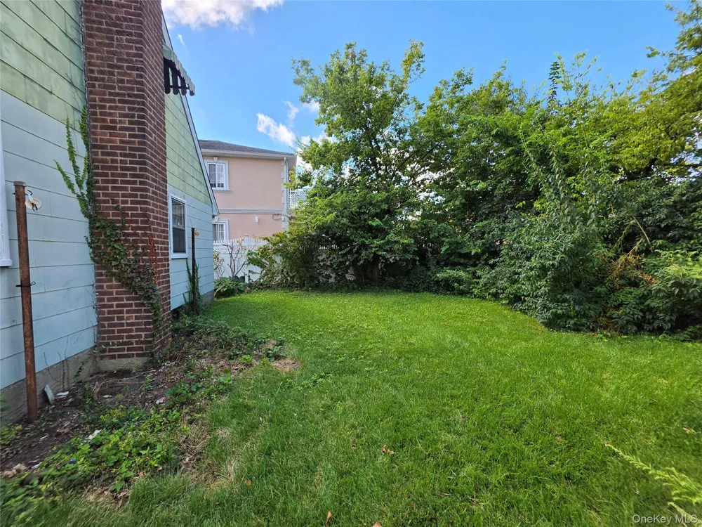 130-32 122nd Street South Ozone Park, NY 11420