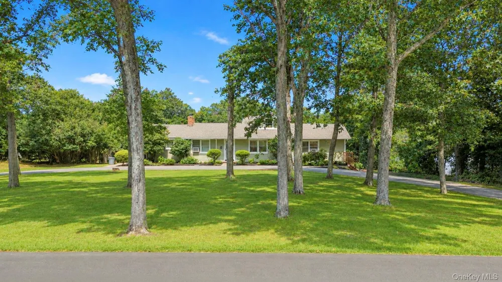 117 Hallock Road Lake Grove, NY 11755