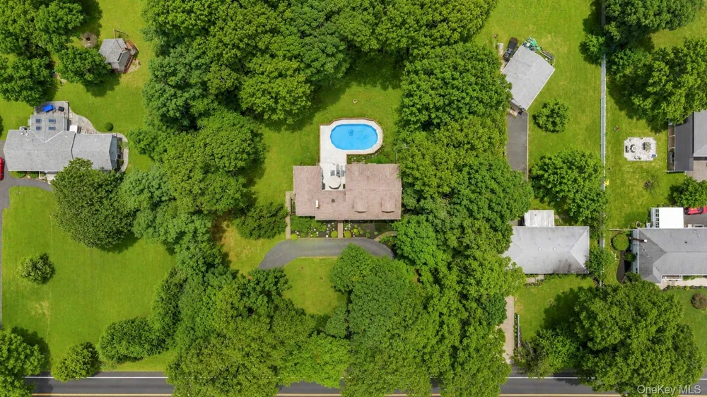 117 Hallock Road Lake Grove, NY 11755
