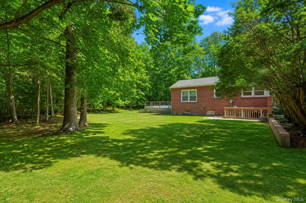 117 Hallock Road Lake Grove, NY 11755
