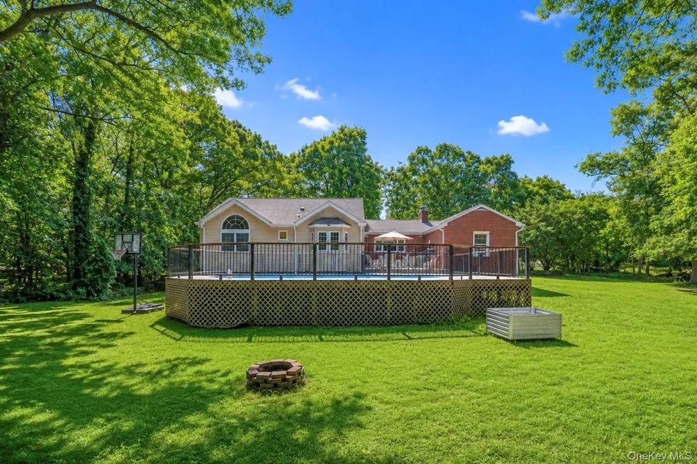 117 Hallock Road Lake Grove, NY 11755