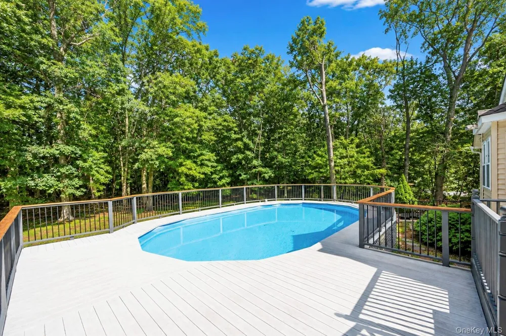 117 Hallock Road Lake Grove, NY 11755