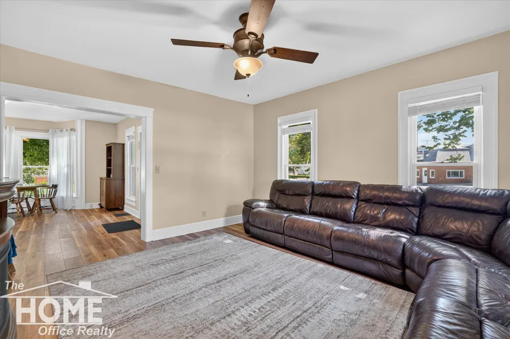 315 E Main Street Vernon Township, MI 48476