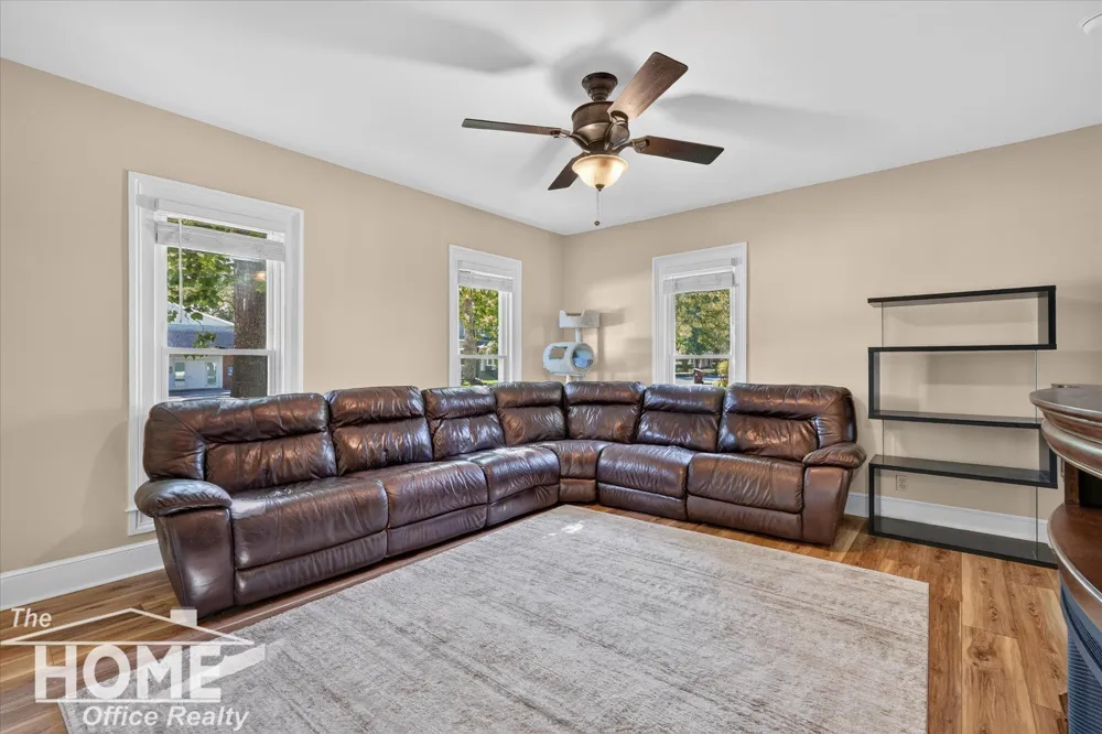 315 E Main Street Vernon Township, MI 48476