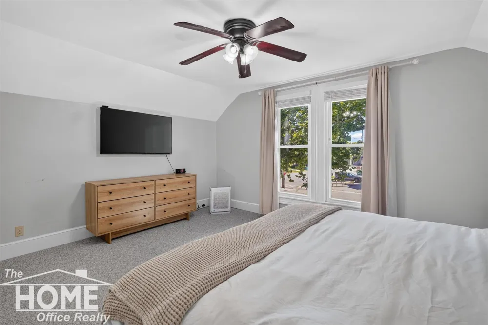 315 E Main Street Vernon Township, MI 48476