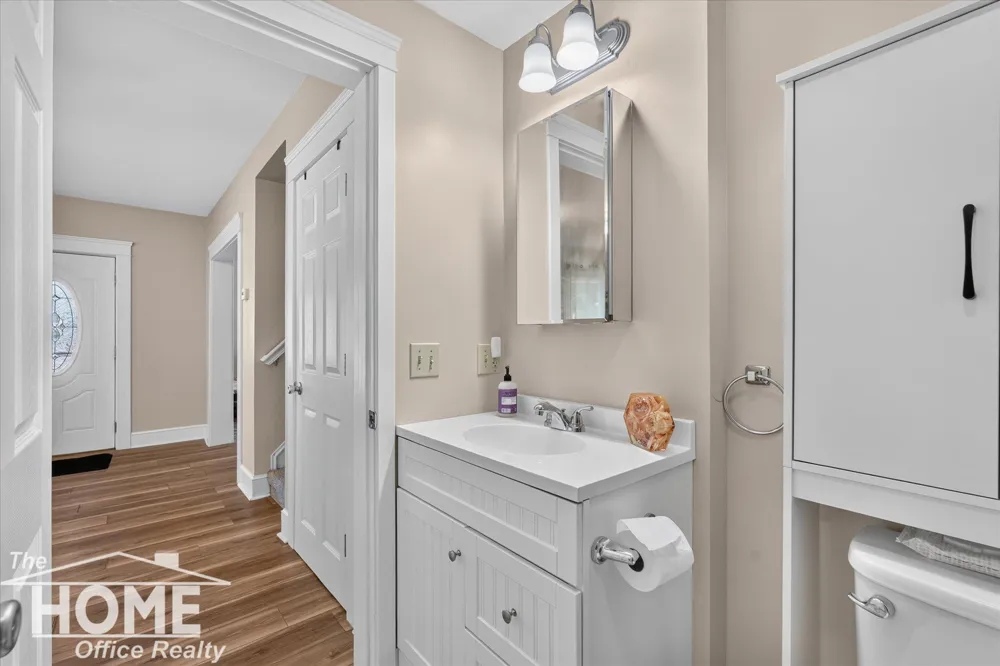 315 E Main Street Vernon Township, MI 48476