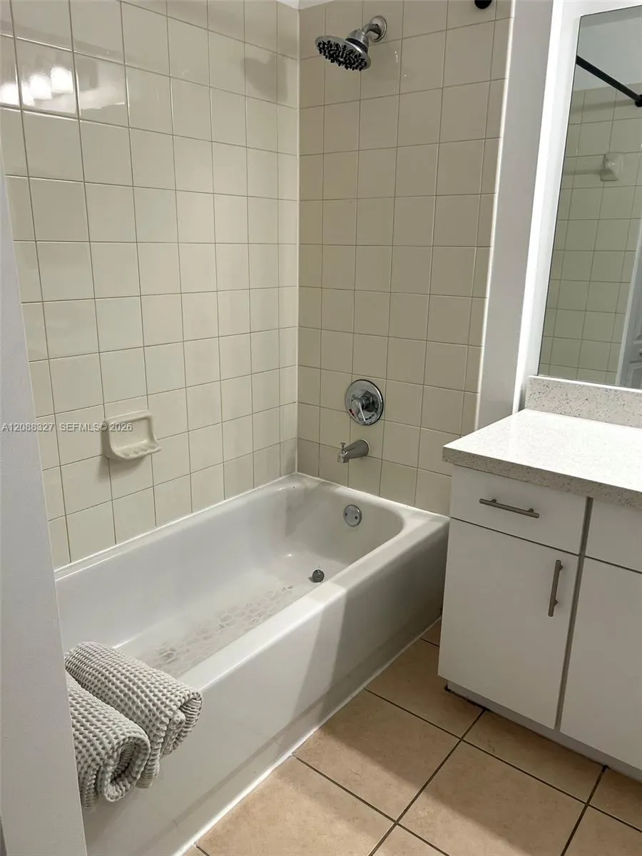 6001 SW 70th St #346 South Miami, FL 33143