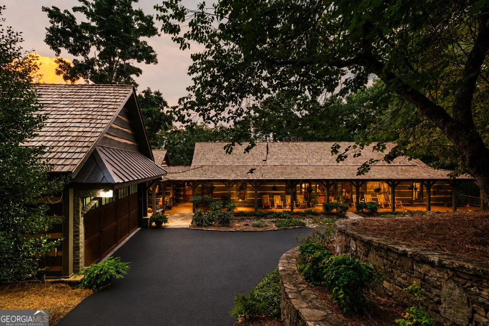 1414 Mcelroy Mountain DR Big Canoe, GA 30143