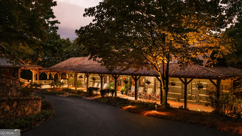 1414 Mcelroy Mountain DR Big Canoe, GA 30143
